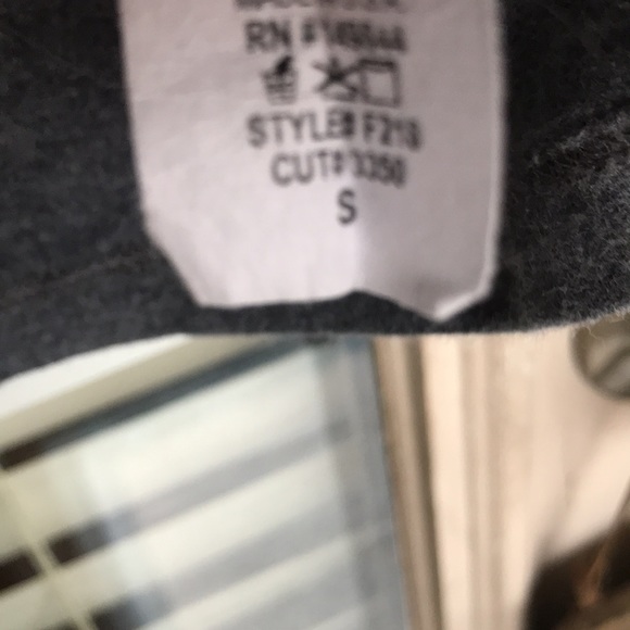 GOOD VIBES SLEEVELESS TOP - Picture 5 of 11